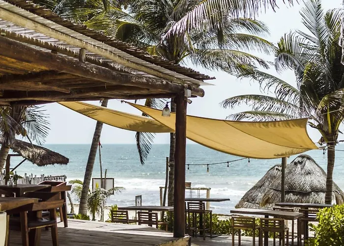 Hotel Niken Beachfront