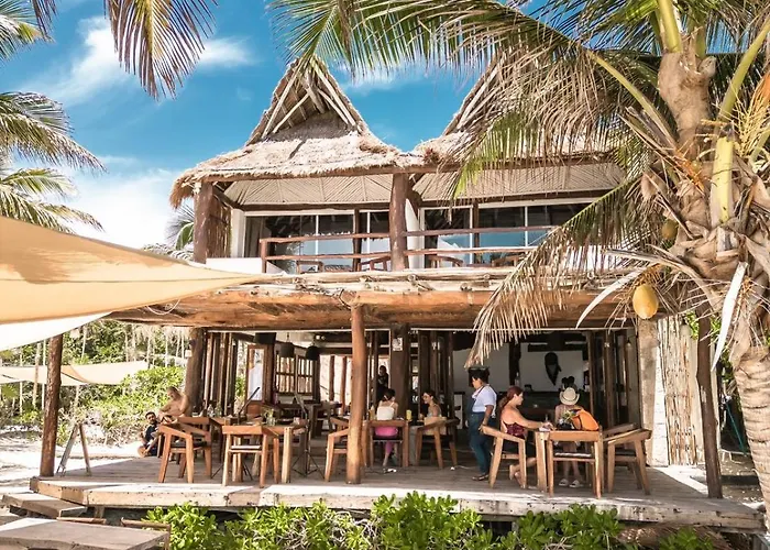 Niken Beachfront Hotel