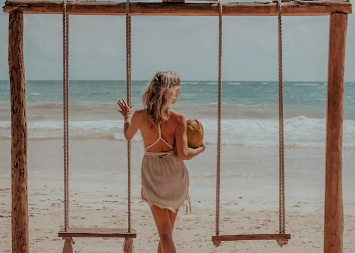 Niken Beachfront Hotel